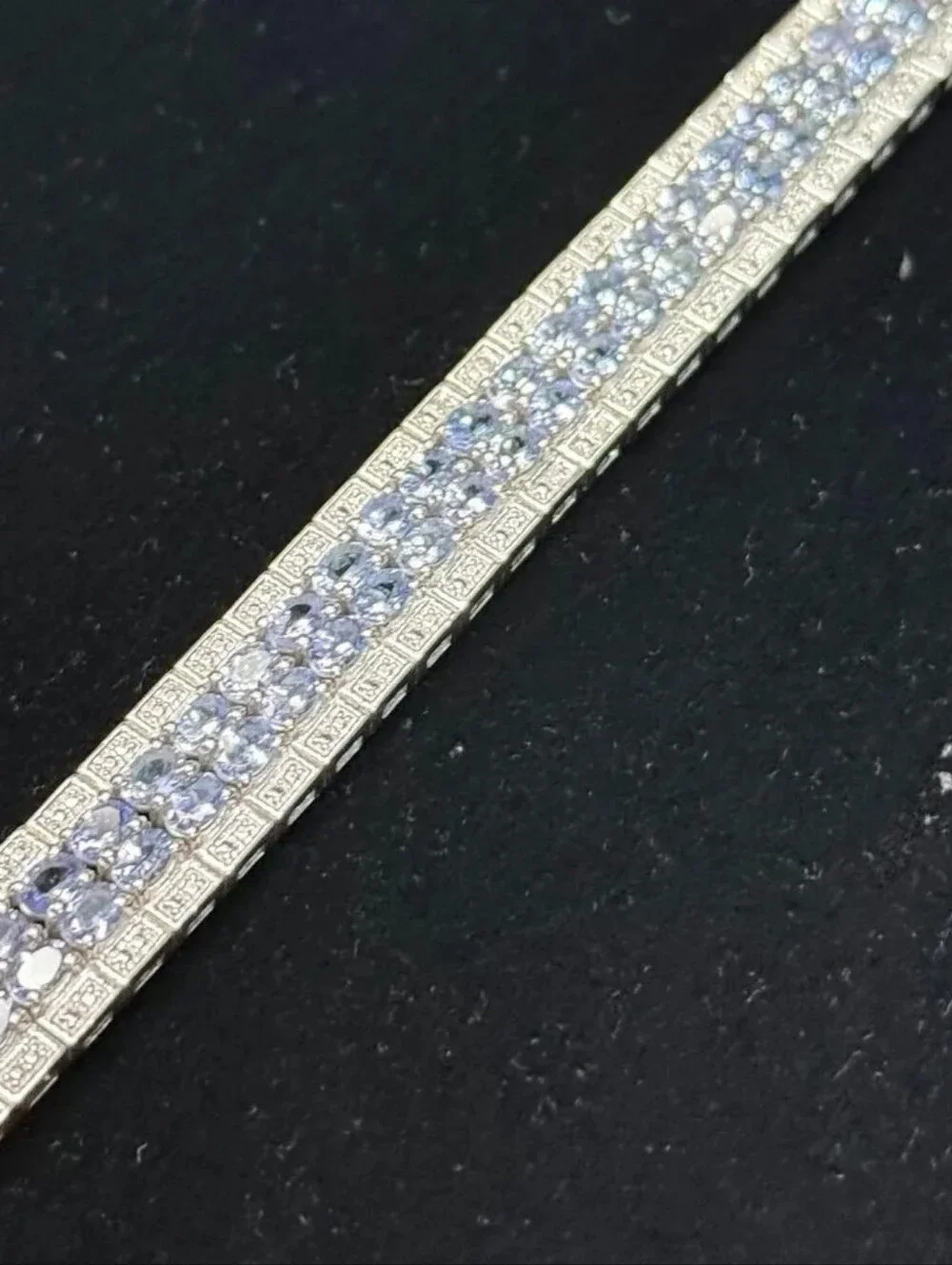 Sterling Silver Bondi Blue Tanzanite & Diamond Accent Bracelet 7.5